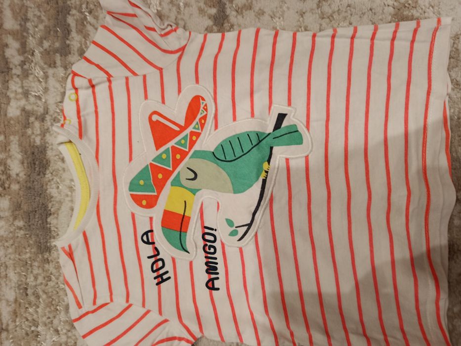 T-shirty w rozmiarze 104