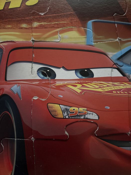 Puzzle AUTA 24 elementy w zamykanej torbie