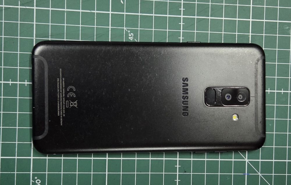 Samsung A6+  bom estado