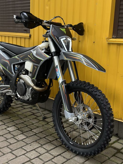 Новий мотоцикл Kovi CRS 250 | 2026 | Loncin 179MM | 41к.с. | ІНЖЕКТОР