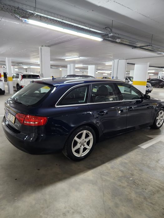 A4 Avant Sport motor 2.0 170cv nacional impecável de tudo com o livro de revisões Aceito retoma