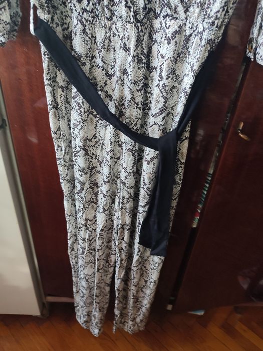 Женский новый комбинезон с принтом змеи р.48-50-52