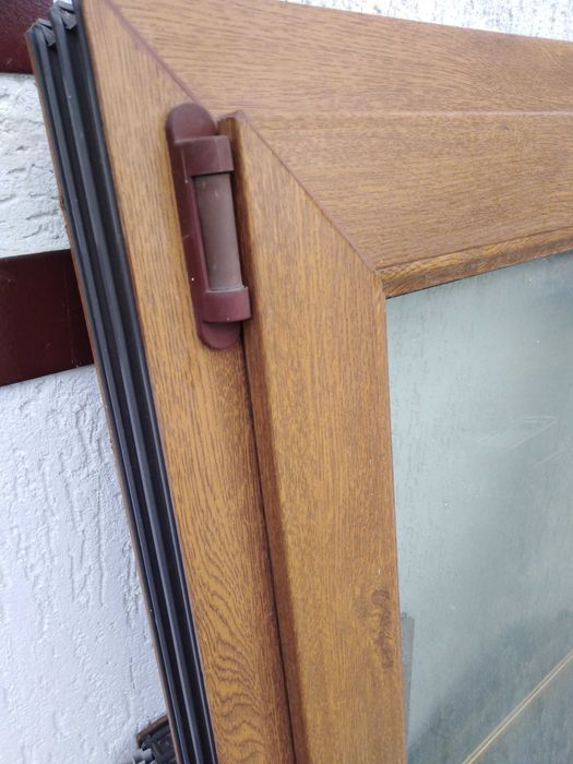 Okno złoty dąb 144x116