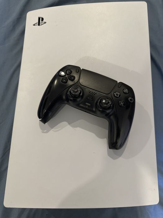 Vendo ps5 com um comando novo 550€