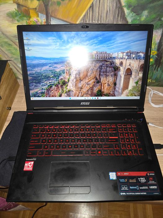 Laptop msi gl73 i7 17 cali gtx 1050ti