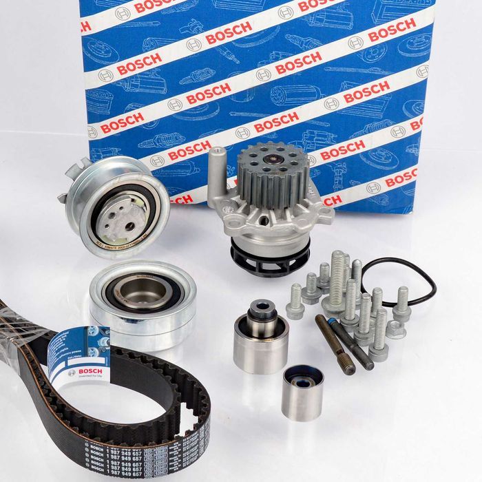 Комплект ГРМ + помпа Audi A4 A6 Q5 VW Caddy Crafter T5 1.6TDI-2.0TDI