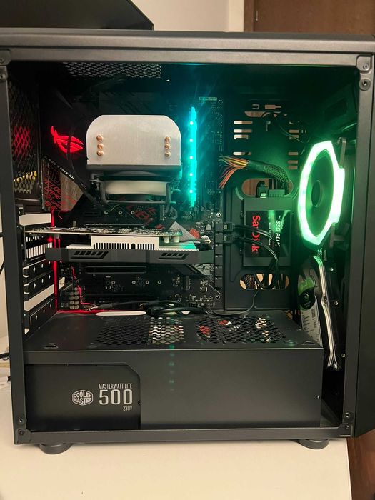 PC  i9 9900K / Radeon RX 560 4GB / 16GB RAM / SSD + HDD