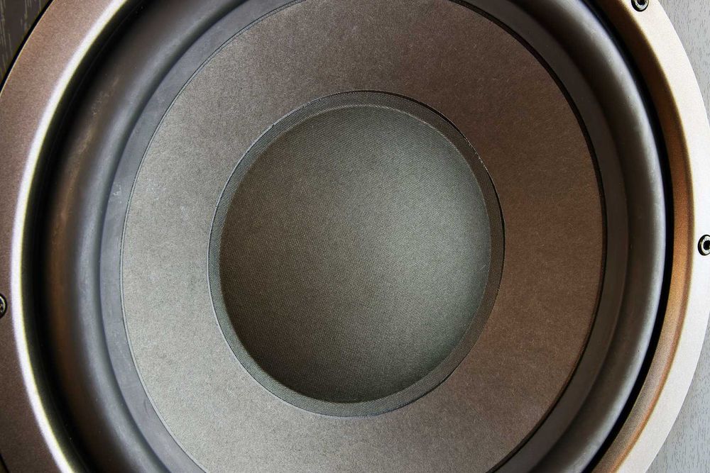 Subwoofer do muzyki B&W ASW-650 I właściciel