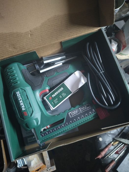 Zszywacz Parkside PET 25 D4 - taker, zszywacz elektryczny, gwoździarka  - NOWY