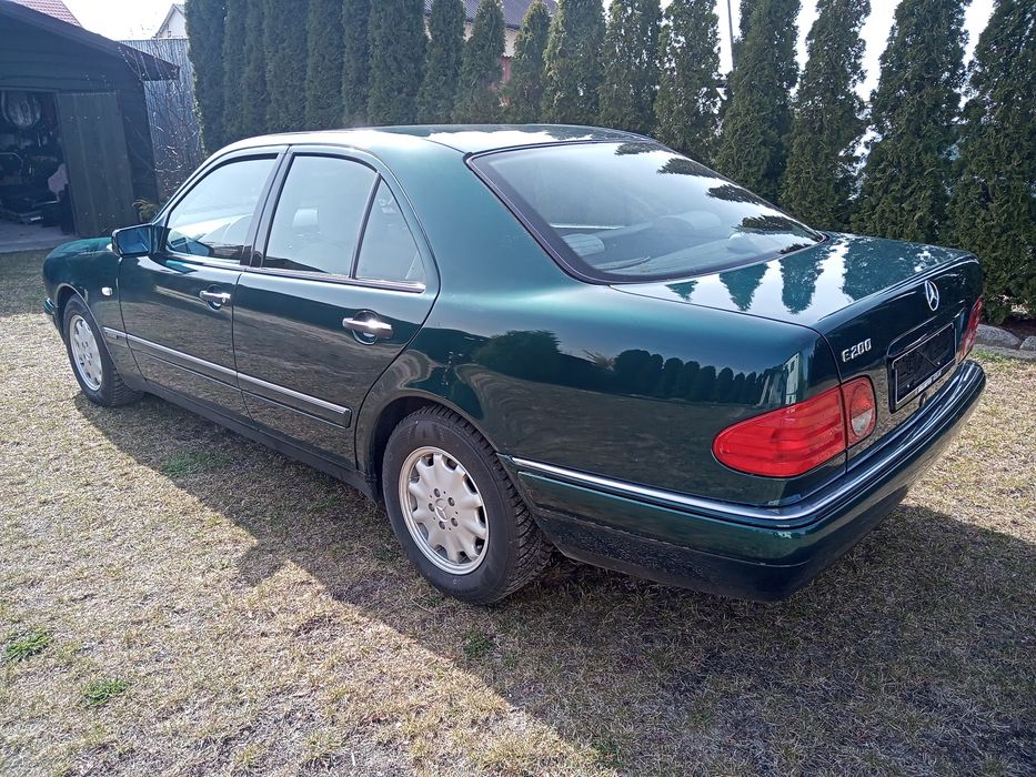 Mercedes E-klasa 2.0 Benzyna.62400KM