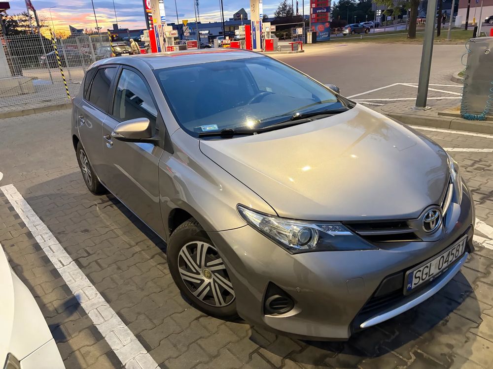 Toyota Auris 1.6 Active