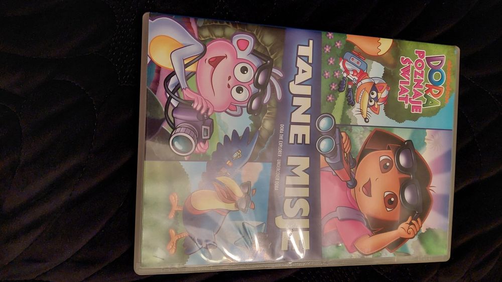 Film Dora poznaje świat tajne misje płyta DVD