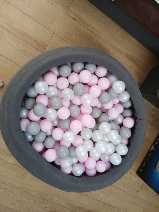 Basen z kulkami dla dzieci