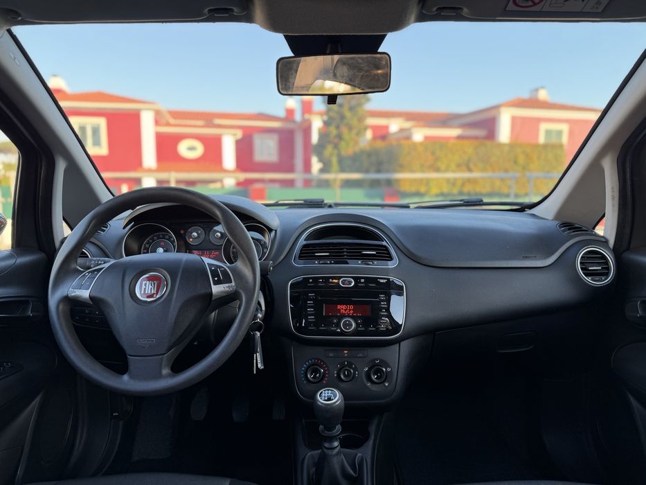 Fiat Punto 1.2 - 130.000km - 2017 - Garantia 18 meses