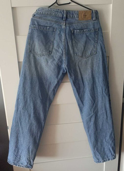 Spodnie jeans baggy 30/30