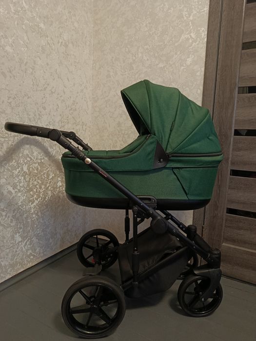 Продам візочок Adamex locco 2 в 1