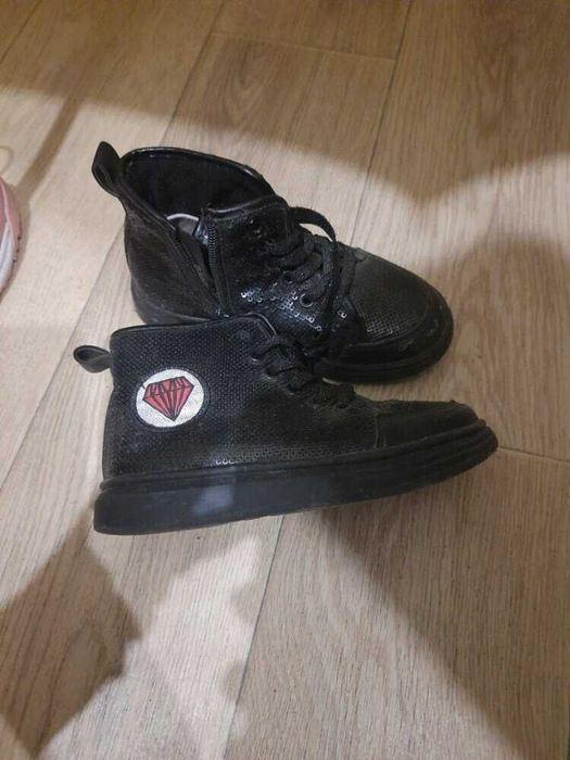 Дитячий світ

Дитяче взуття