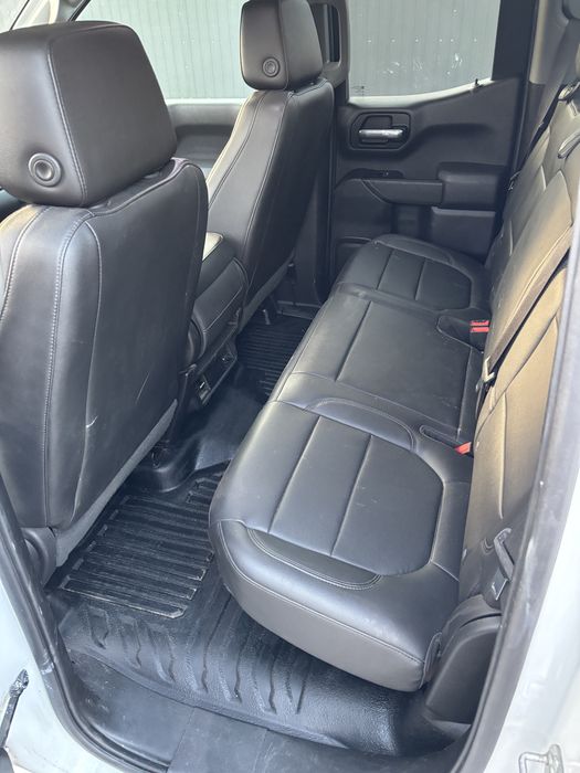 Chevrolet Silverado - 2019 rok - 4x4  - nie f150 dodge ram - ZAMIANA