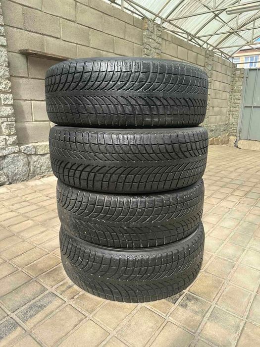 Шини для автомобіля