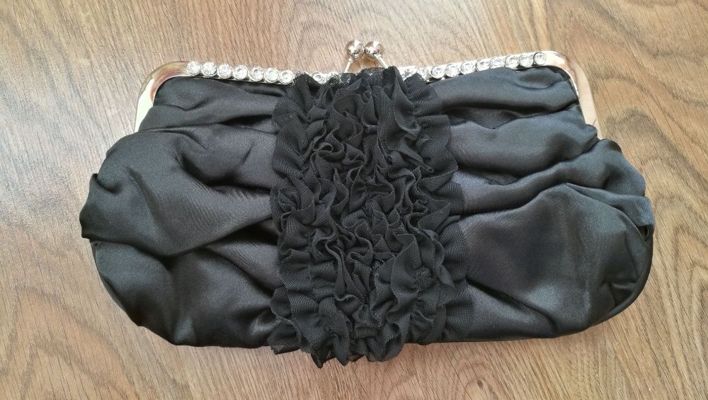 Torebka wizytowa czarna