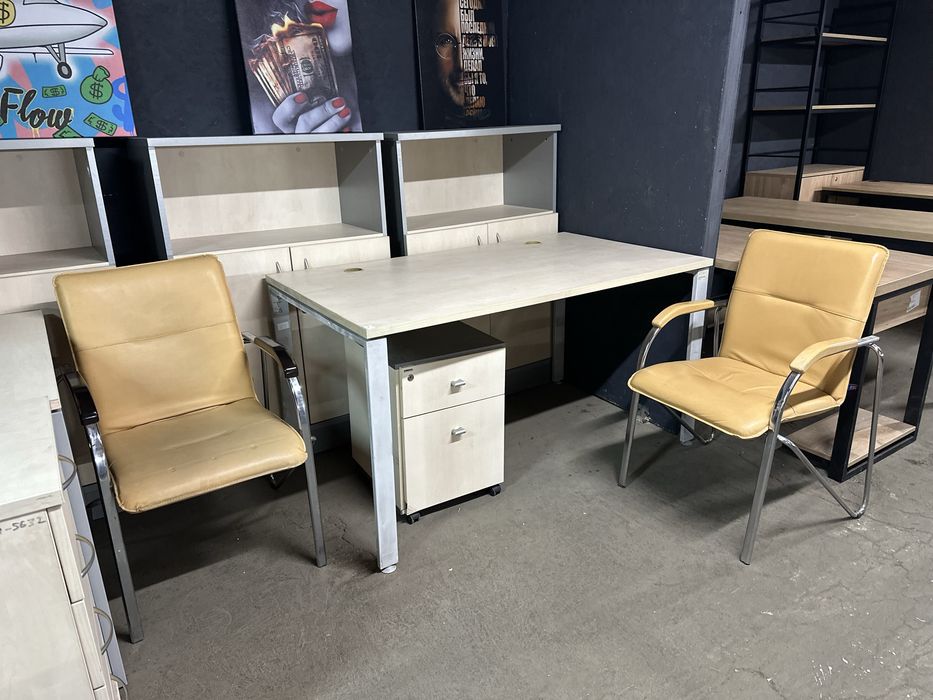 Ликвидация офисной мебели Стол Стол Loft Парта рецепшен Кресла Стулья