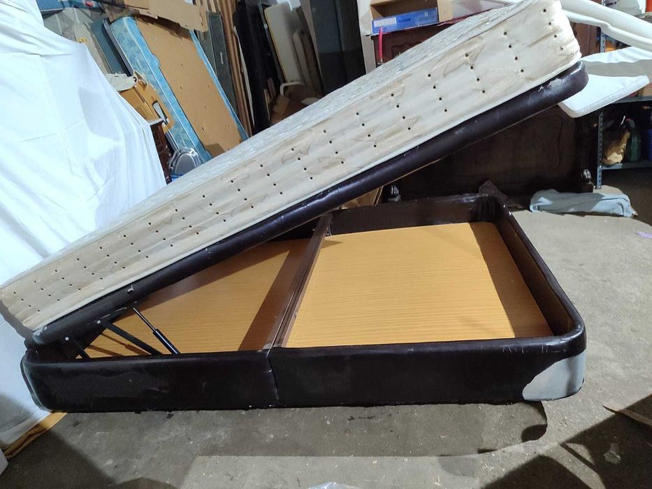 sommier com colchão