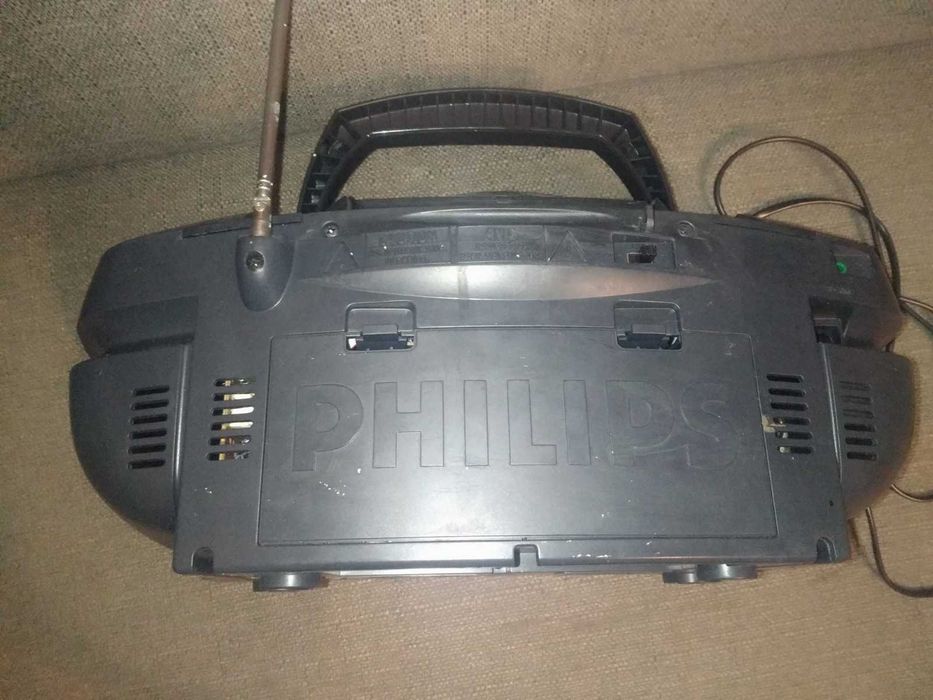 Radio leitor de CD e cassete Philips AZ1005/00
