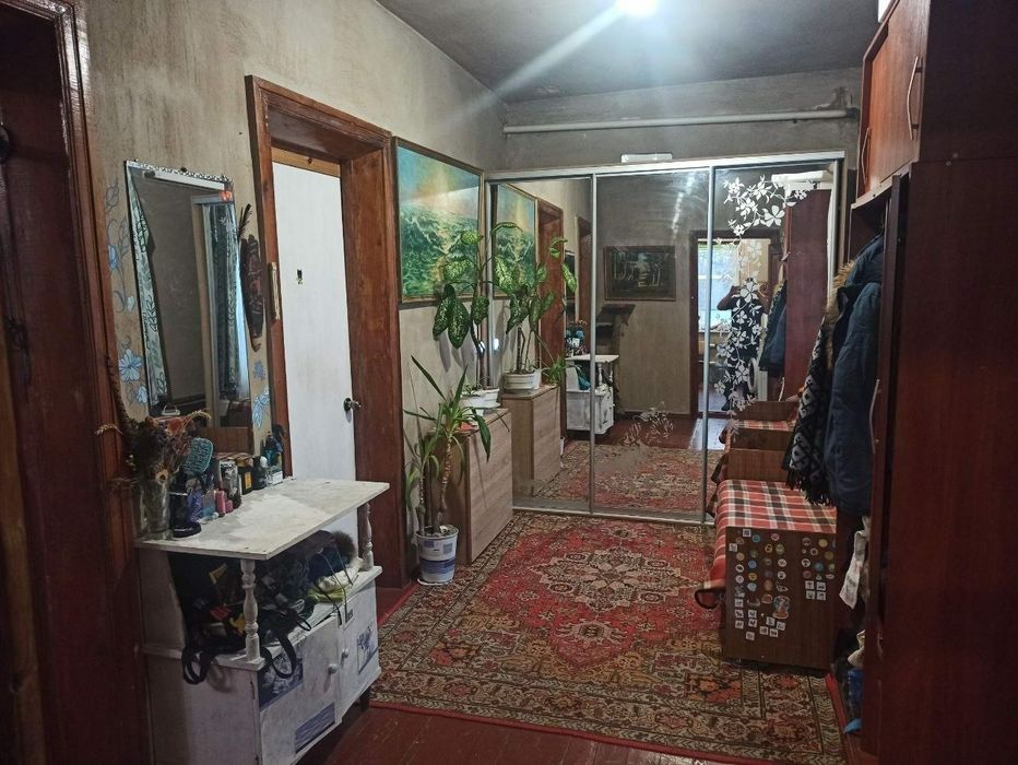 Продам будинок у затишному місті. Аули. V.M.