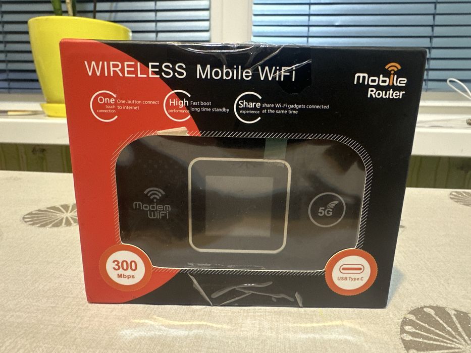 Модем-роутер 4G LTE WiFi M9S-E з дисплеєм