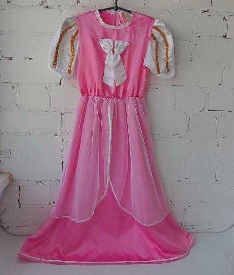 Святкова сукня рожева, карнавальна сукня на свято 7-8 років
