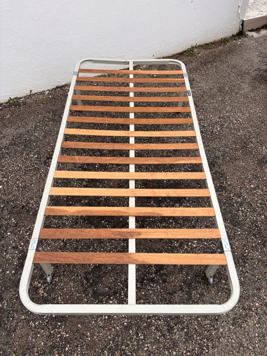 2 camas 200x90 e 2 colchoes