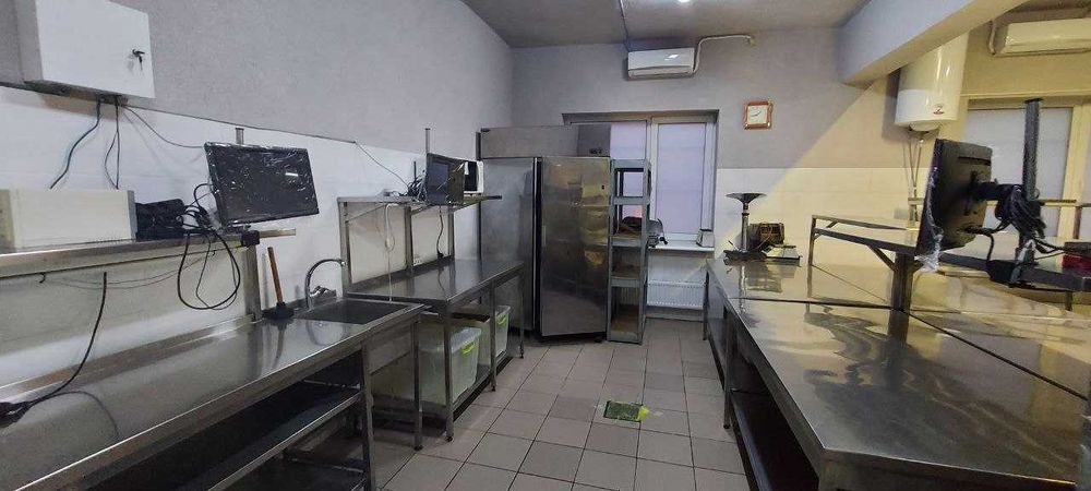 Продається готовий бізнес із виробництва готової їжі, кейтерингу й доставки обідів до офісів (Cloud Kitchen)
