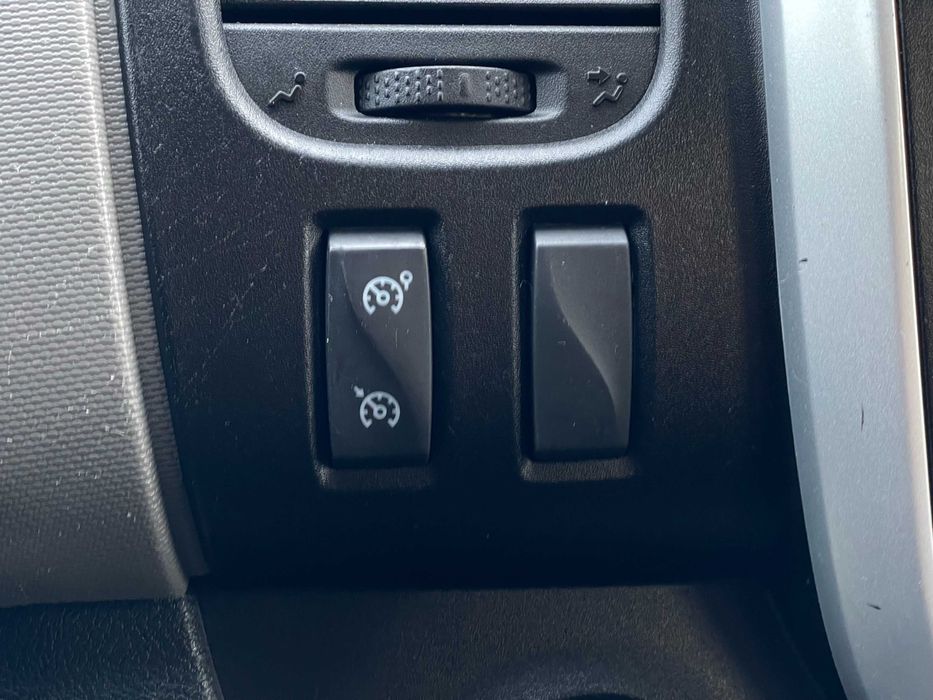 Renault Trafic 2019 9 місць