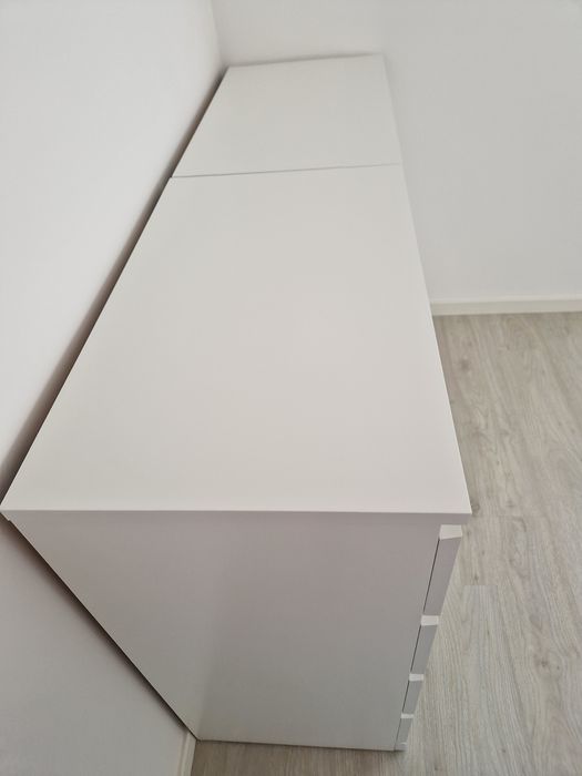 Cômodas IKEA MALM como novas de 4 gavetas