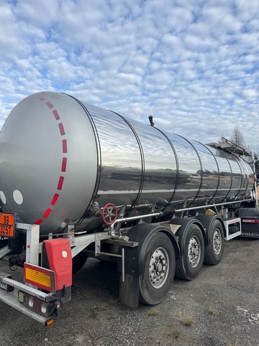 Sprzedam cysternę Feldbinder