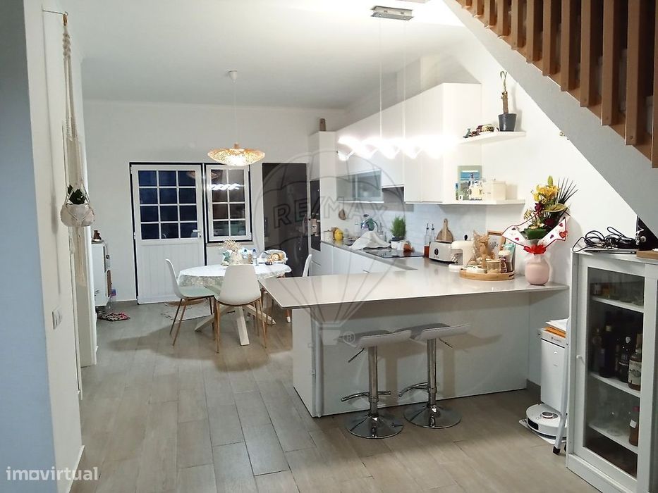 Moradia T2 para venda