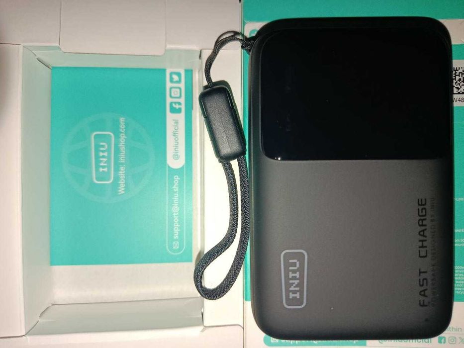 Дуже компактна версія Powerbank INIU P62 65W, 20000 mAh  (325 грам)