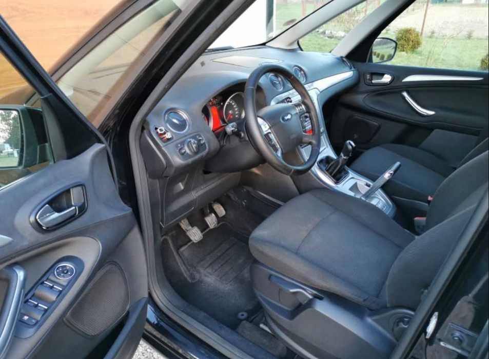 TANIO Wypożyczalnia samochodów wynajem 7 osobowe  Ford Galaxy WINIETY