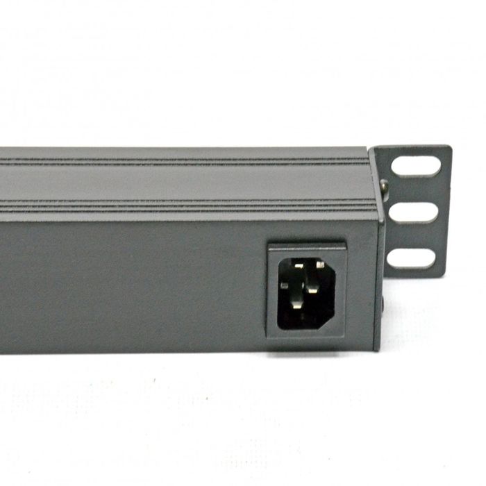 Блок розеток 19" на 4,6,8,9,24 розеток,10А,16А, с индикатором