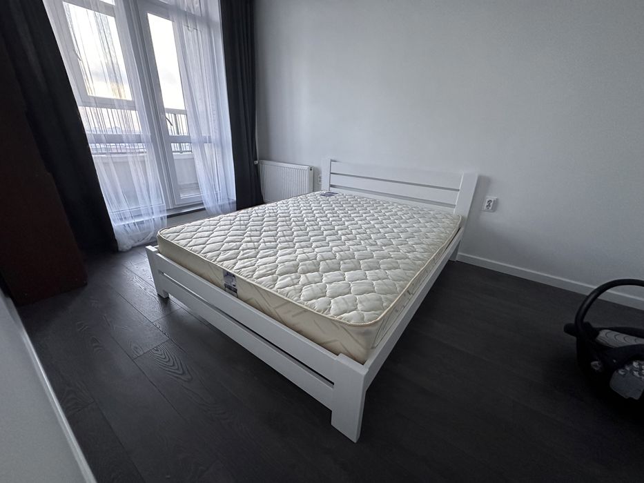 Ліжко двоспальне біле,деревʼяне,масив бука,Львів,доставка