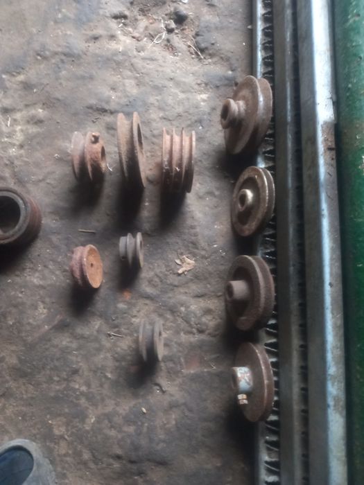 Шківи різні   великі малі