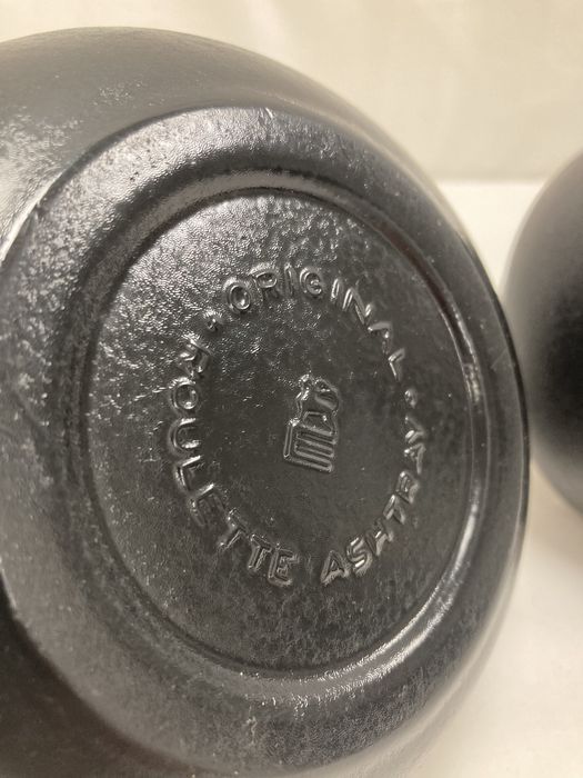 2 Cinzeiros Erhard & Söhne roulette Vintage