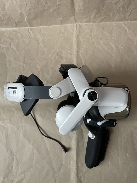 Oculus Meta Quest 2 128GB очки виртуальной реальности