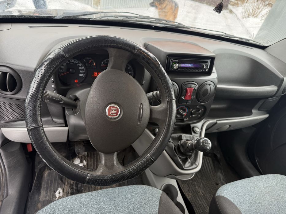 Продам авто Fiat Doblo