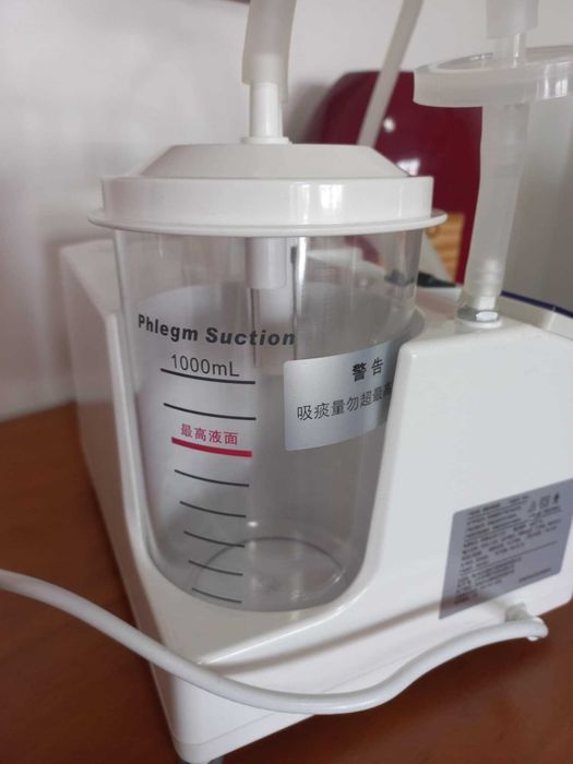 Máquina de Aspiração de Secreções