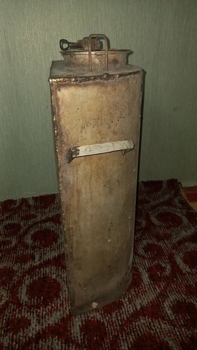 Емкость нержавеющая.