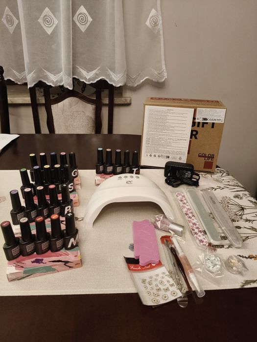 Zestaw do hybrydy startowy do paznokci Manicure Lampa Lakiery Akcesori