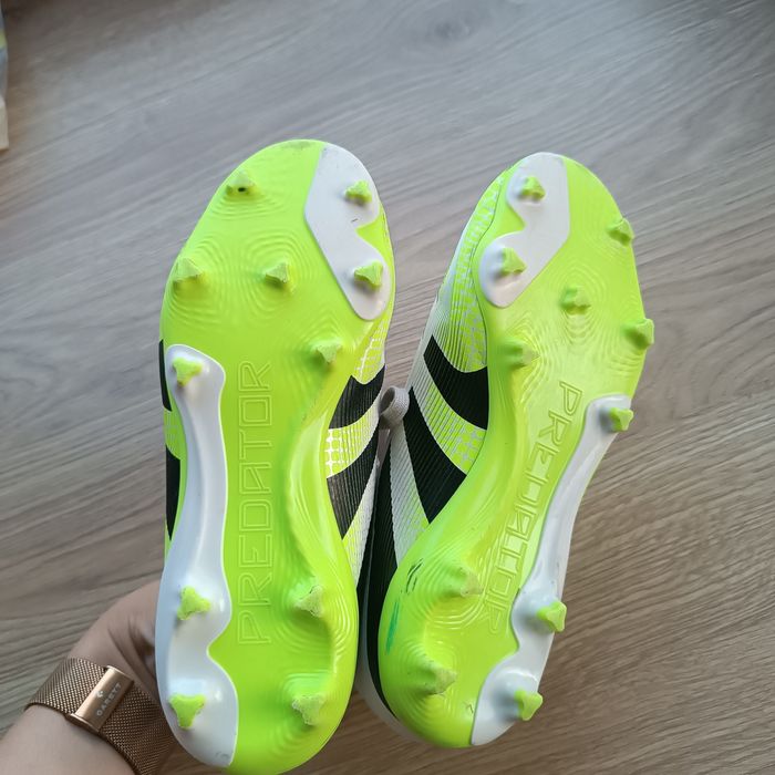 Buty ADIDAS,predator, sportowe, piłkarskie, korki