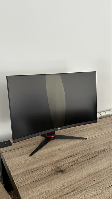 Monitor AOC avariado para retirada de peças