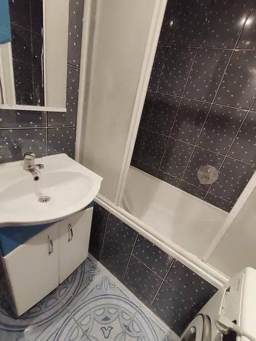 Продам 2к квартиру Малышева, Калиновая